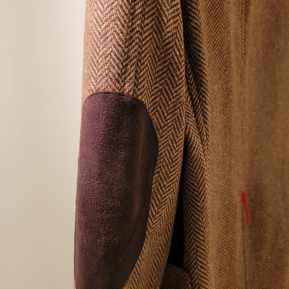 Hand stitched Blazer - Picture 5 of 8